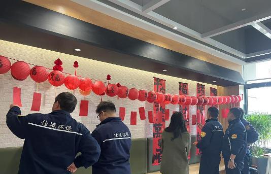 灯火映佳境，，，，，，，沸腾闹元宵